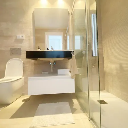 Luxury 2 Bed In El Higueron * Fuengirola