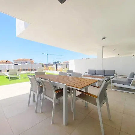 Luxury 2 Bed In El Higueron Apartamento *