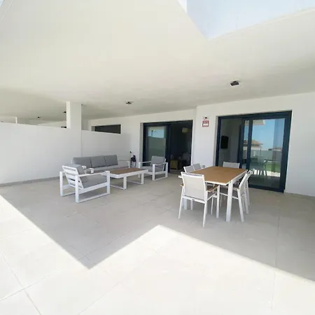 Apartamento Luxury 2 Bed In El Higueron *
